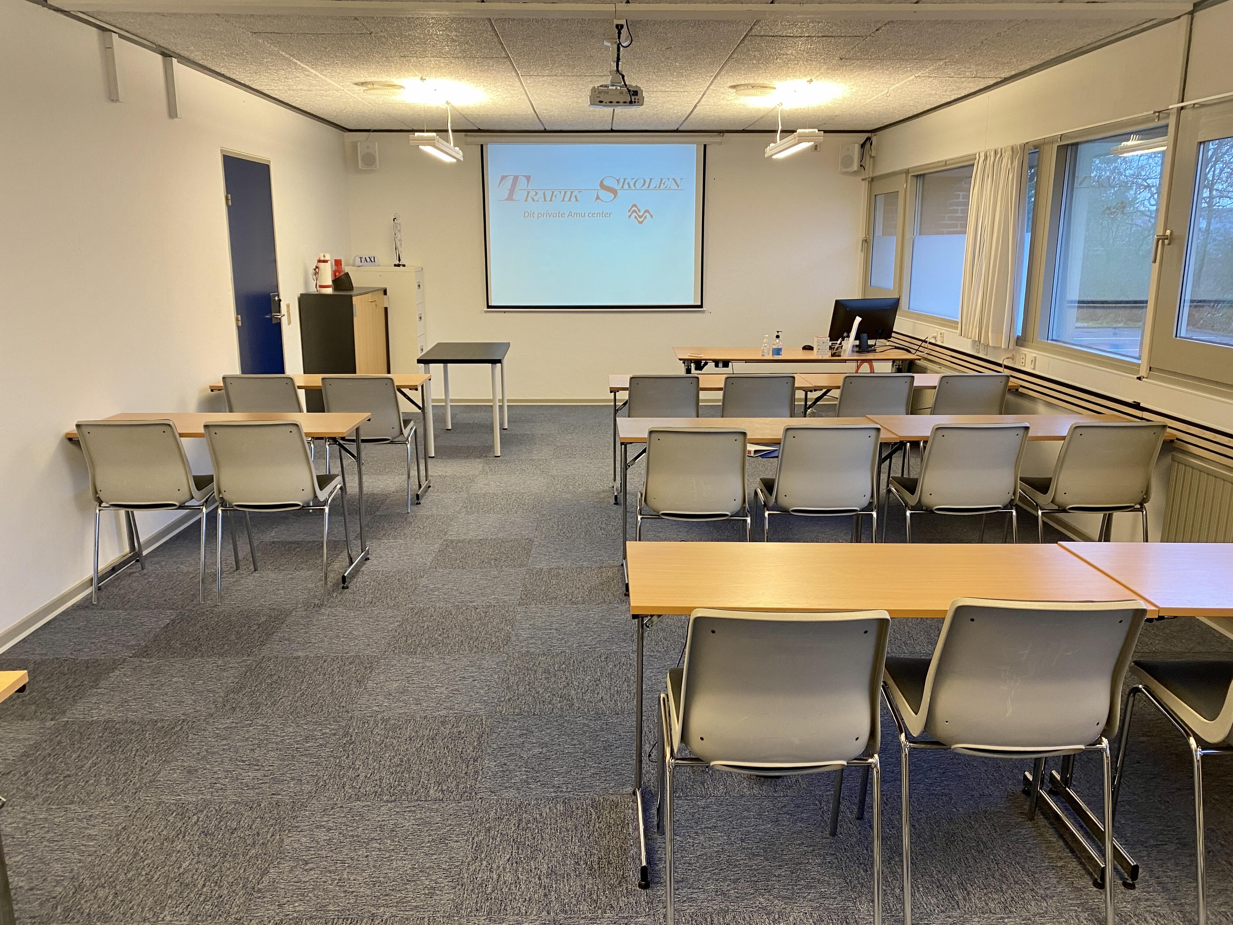 Velkommen til dit private AMU center